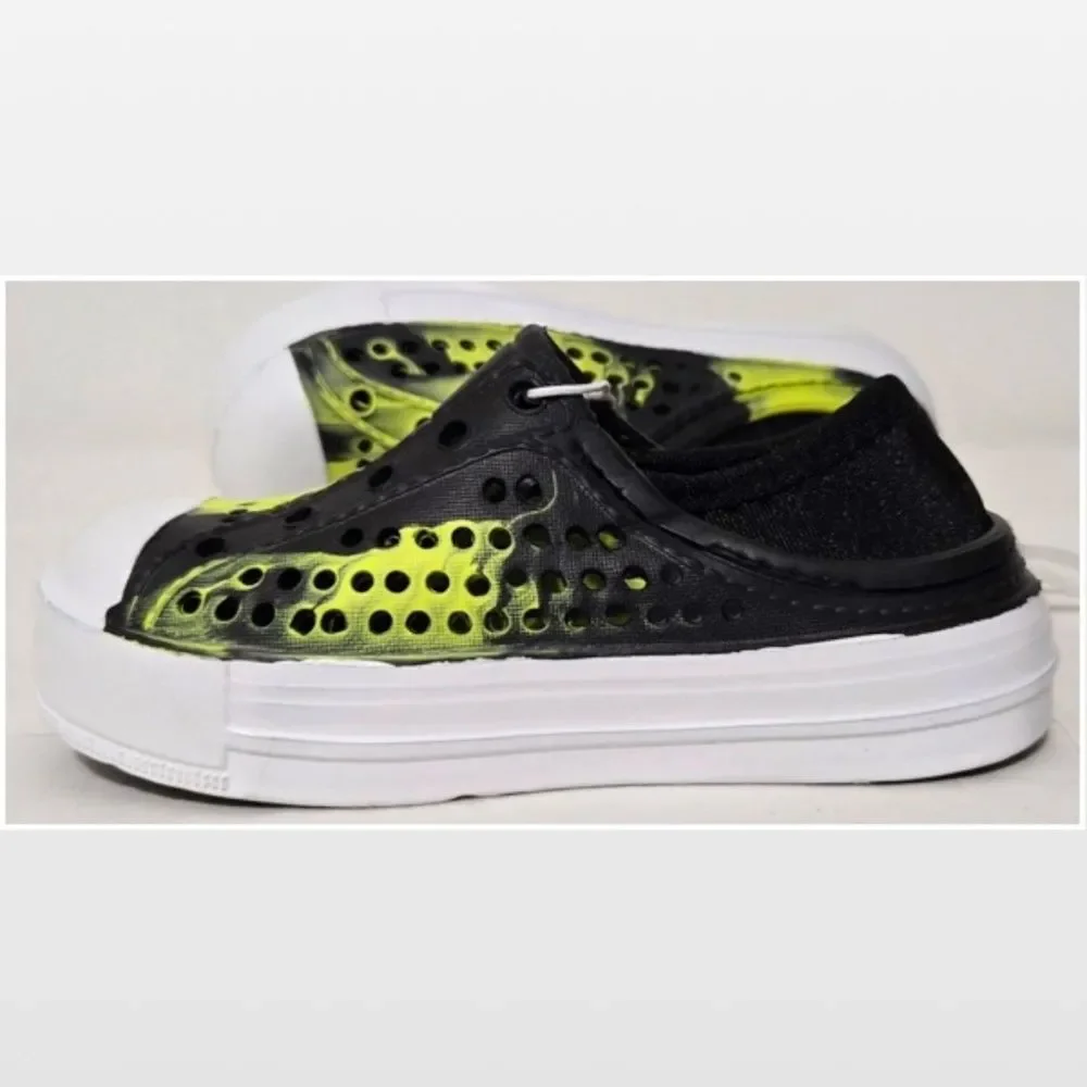 New Stepping Stones Kids Shoes Boys Size 5 EVA Sneakers Black Green NWT